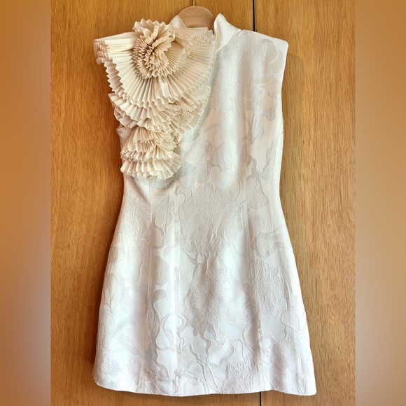 Dries Van Noten SS23 white jacquard dob mini dress pleat like new size 38 US 6 8 - Picture 8 of 14